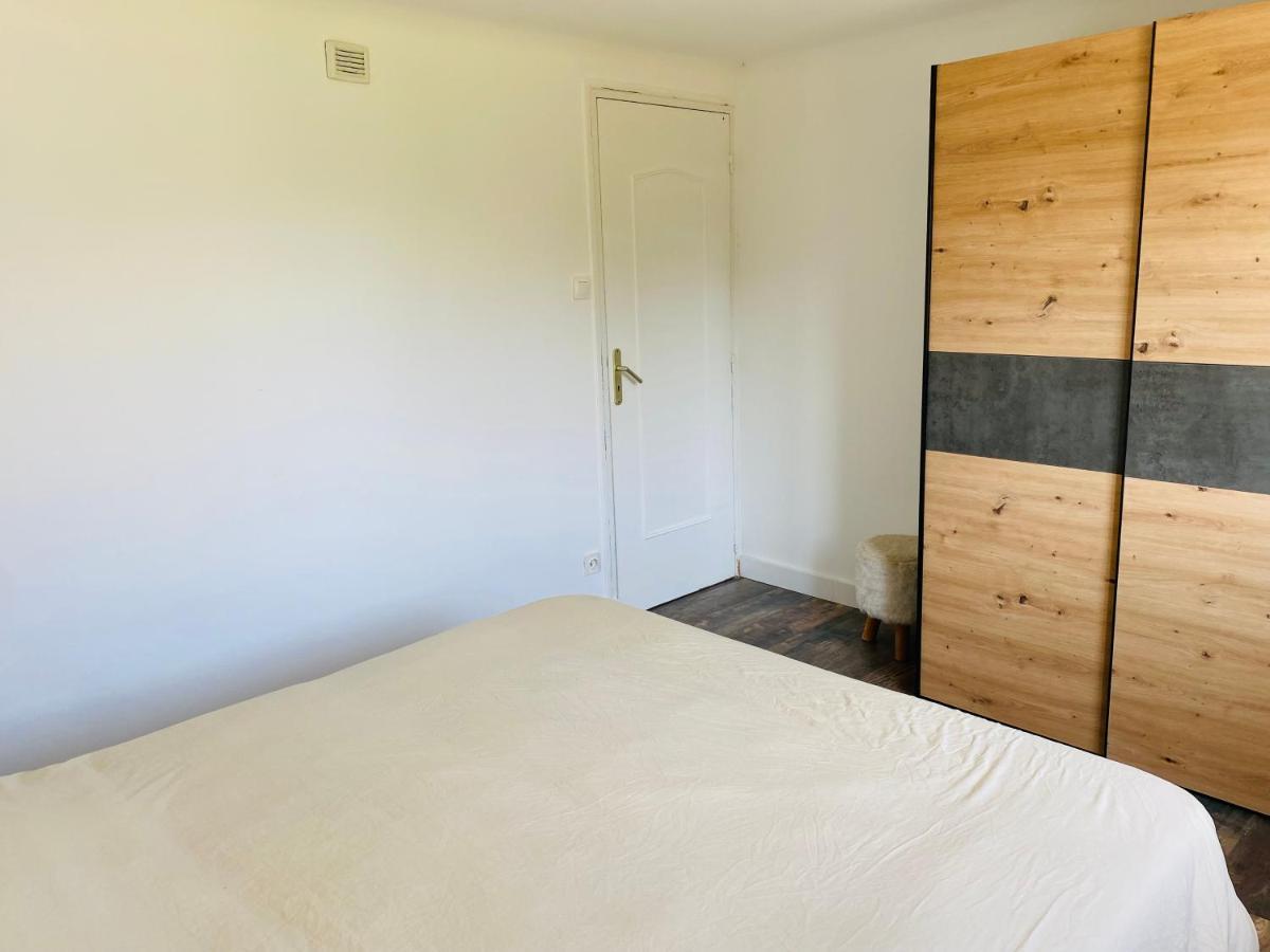Appartement T3 Independant, Calme A ユスタリッツ エクステリア 写真